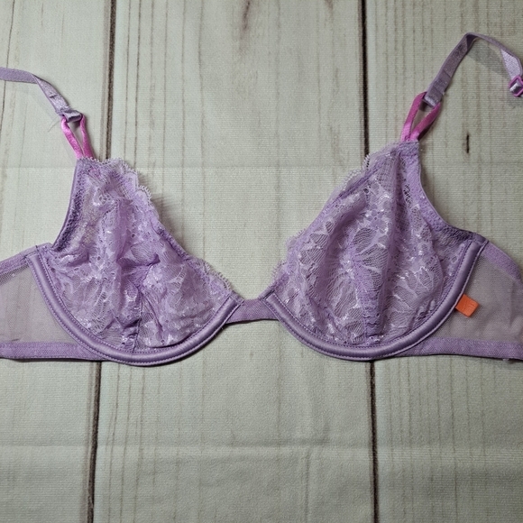 NWT Victoria's Secret 32B Bra - Picture 3 of 6
